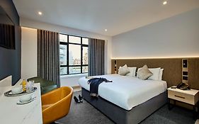Handel's Hotel